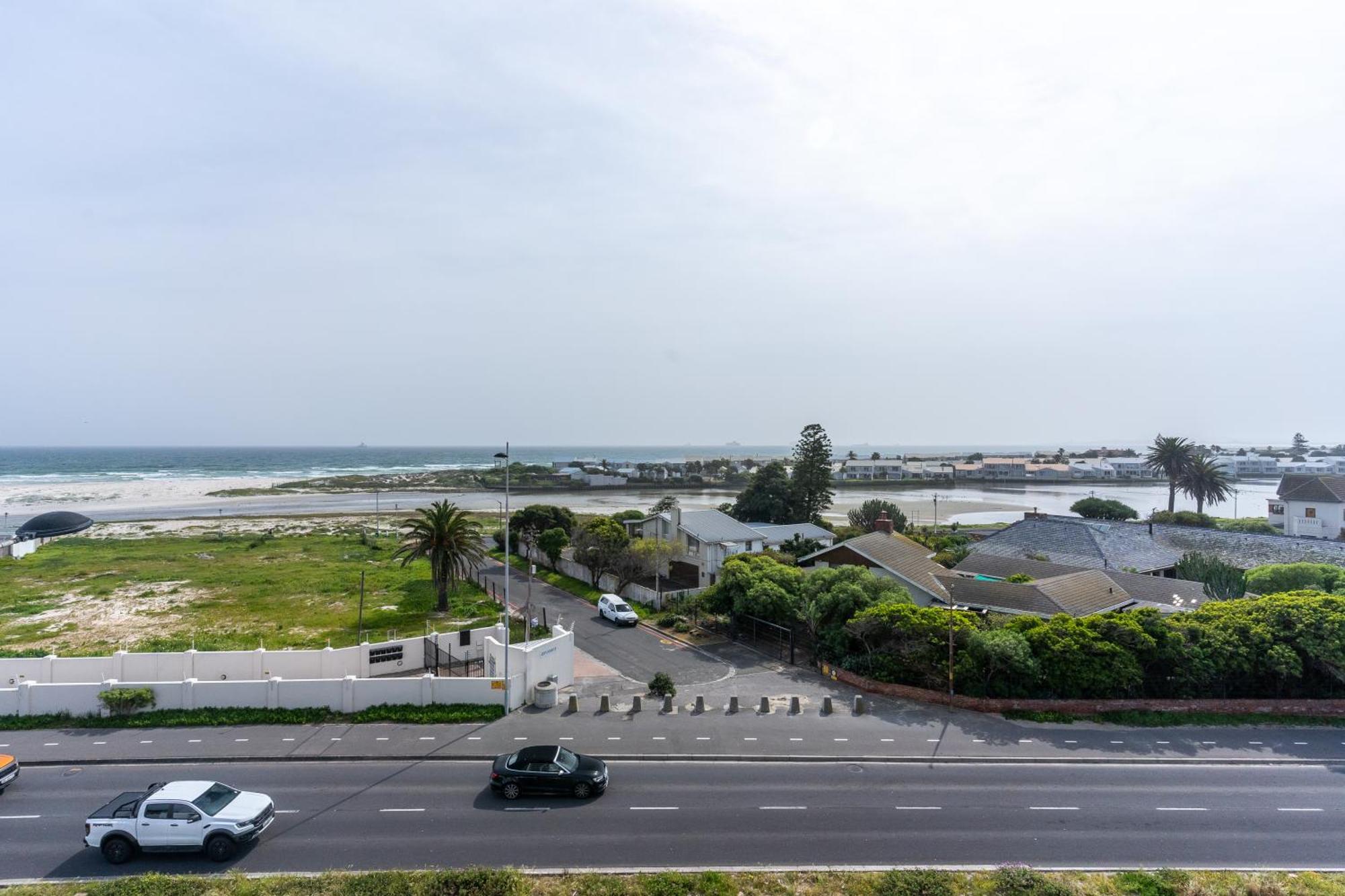 Burmeister403 - Modern 1 Bedroom Across From Ocean * Kaapstad